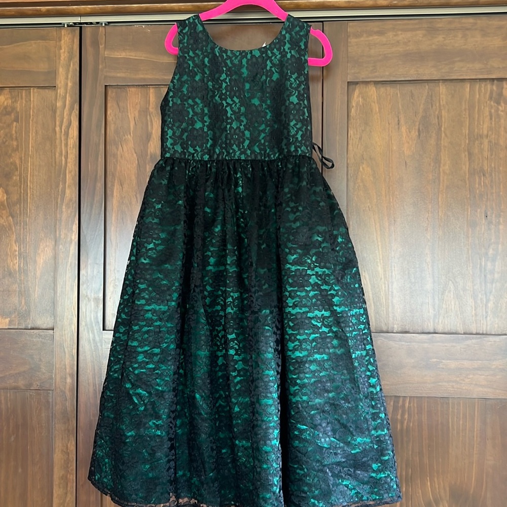 Girls size 6 dress